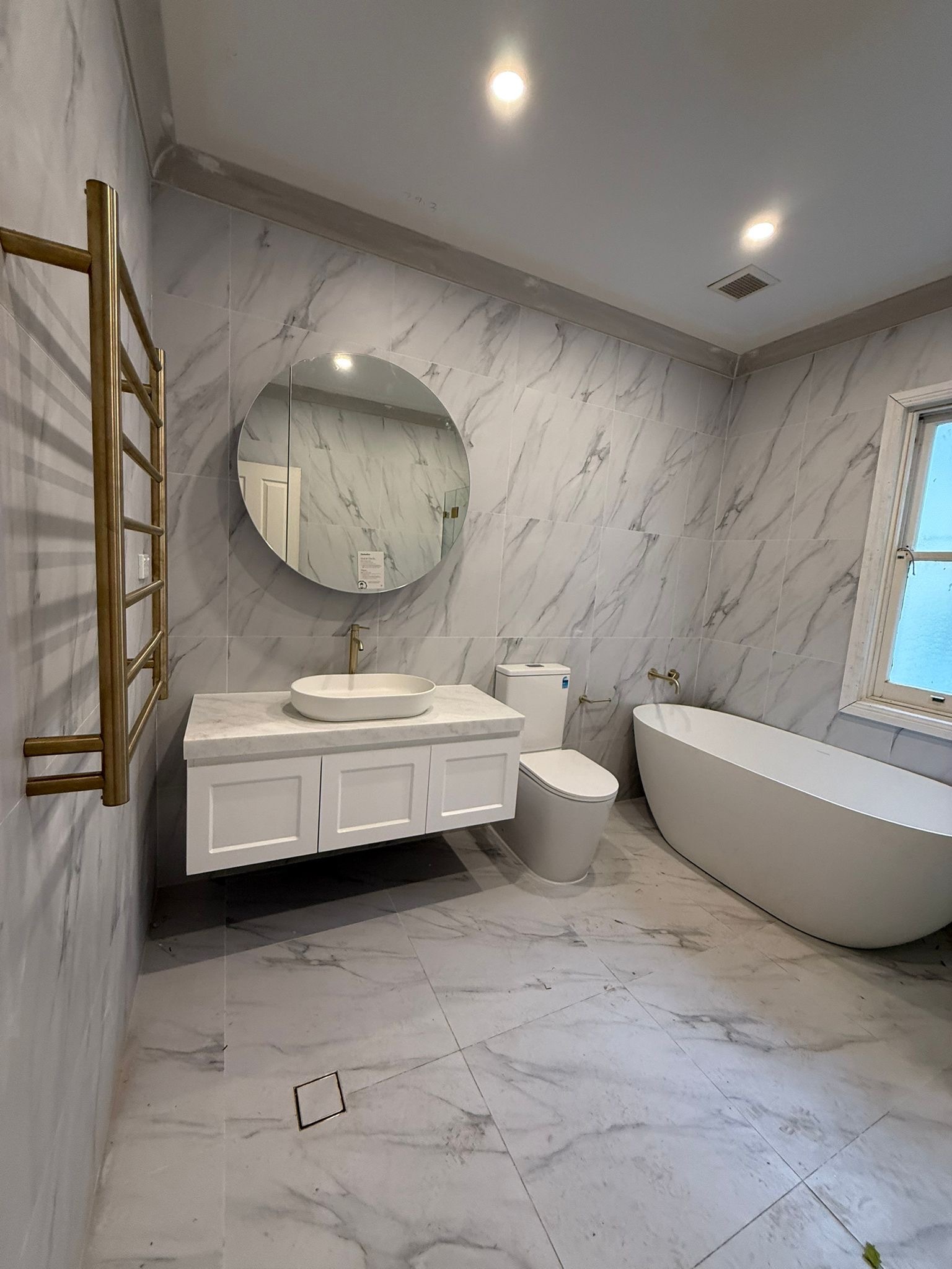 Bathrooms & Laundries