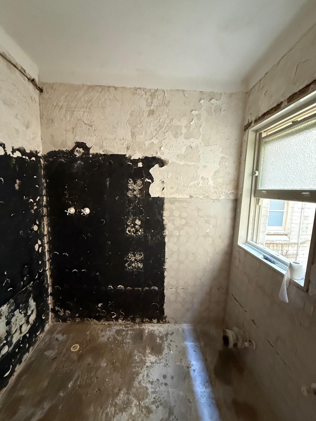 Bathroom renovation in Potts Point, view 9